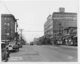 Troost Avenue at Christmas Time