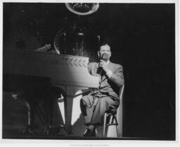 Joe Sanders At the Piano