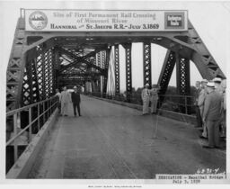 Hannibal Bridge