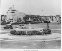 Fountain at 47th and Mill Creek