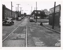 19th and Grove Looking East