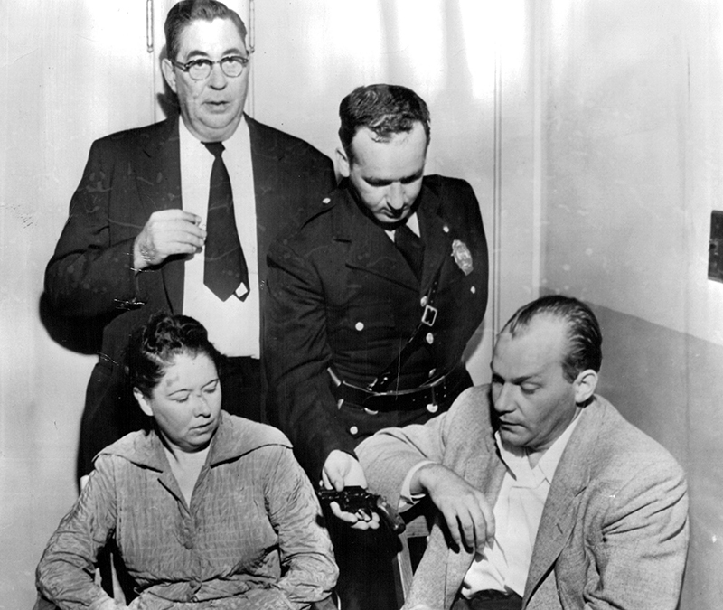 Bonnie Heady and Austin Hall with the arresting officers Lt. Louis Shoulders (left-top) and uniformed patrolmen Elmer Dolan | THE KANSAS CITY STAR