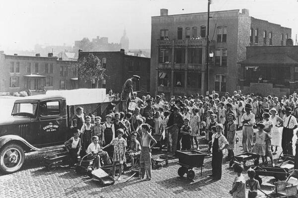 Salvation Army Penny Ice truck at 1319 Broadway