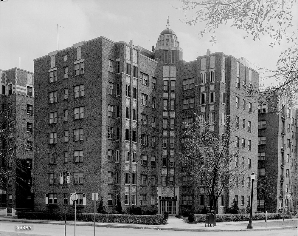 Mark Twain Apartments